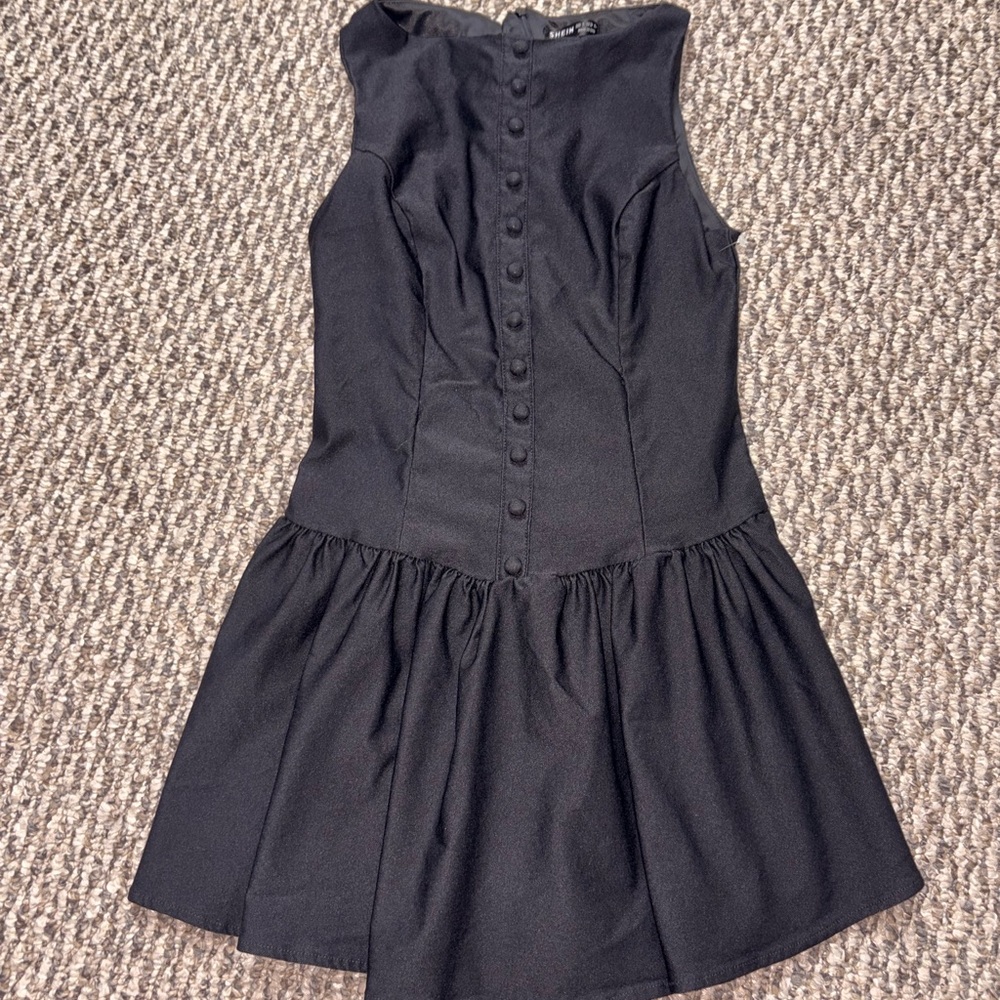 Elegant Black Dress